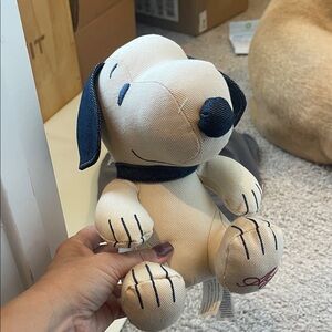 American Eagle Outfitters Cream and Black Stuffed Snoopy dog